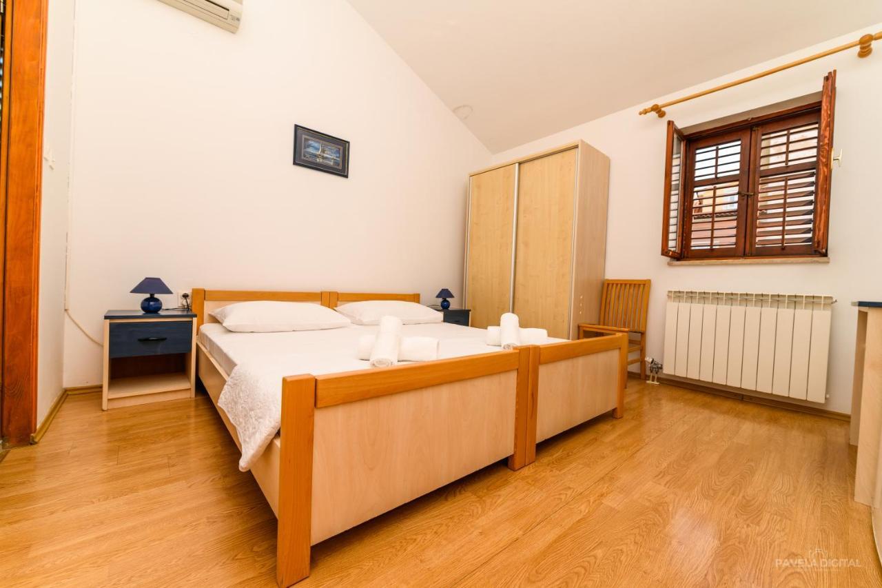 Sobe I Apartman Mareta Miholascica Экстерьер фото