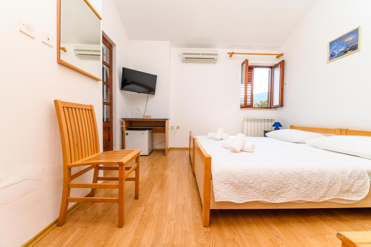 Sobe I Apartman Mareta Miholascica Экстерьер фото