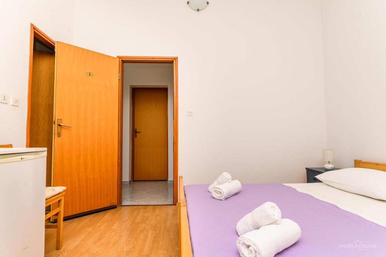 Sobe I Apartman Mareta Miholascica Экстерьер фото