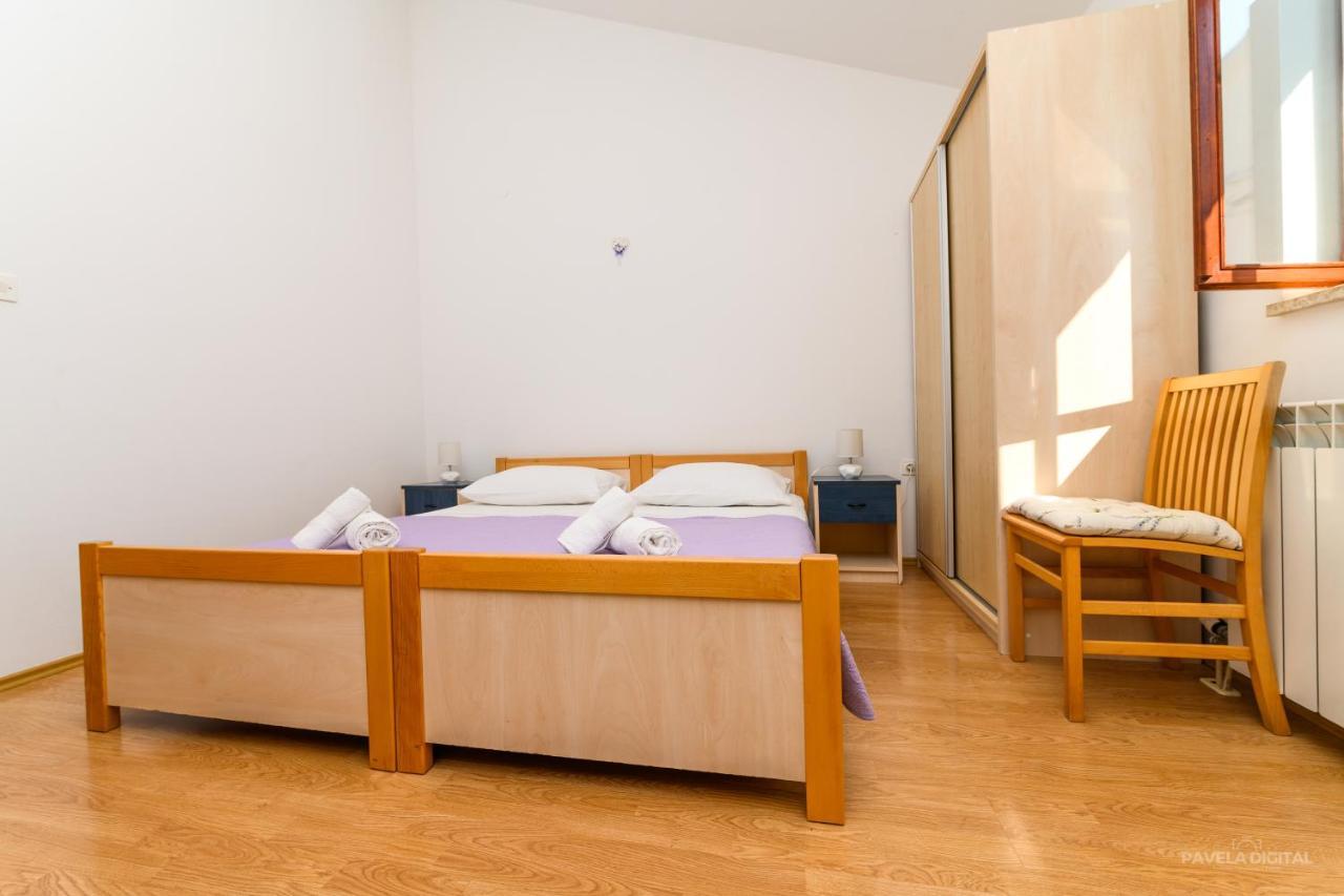 Sobe I Apartman Mareta Miholascica Экстерьер фото