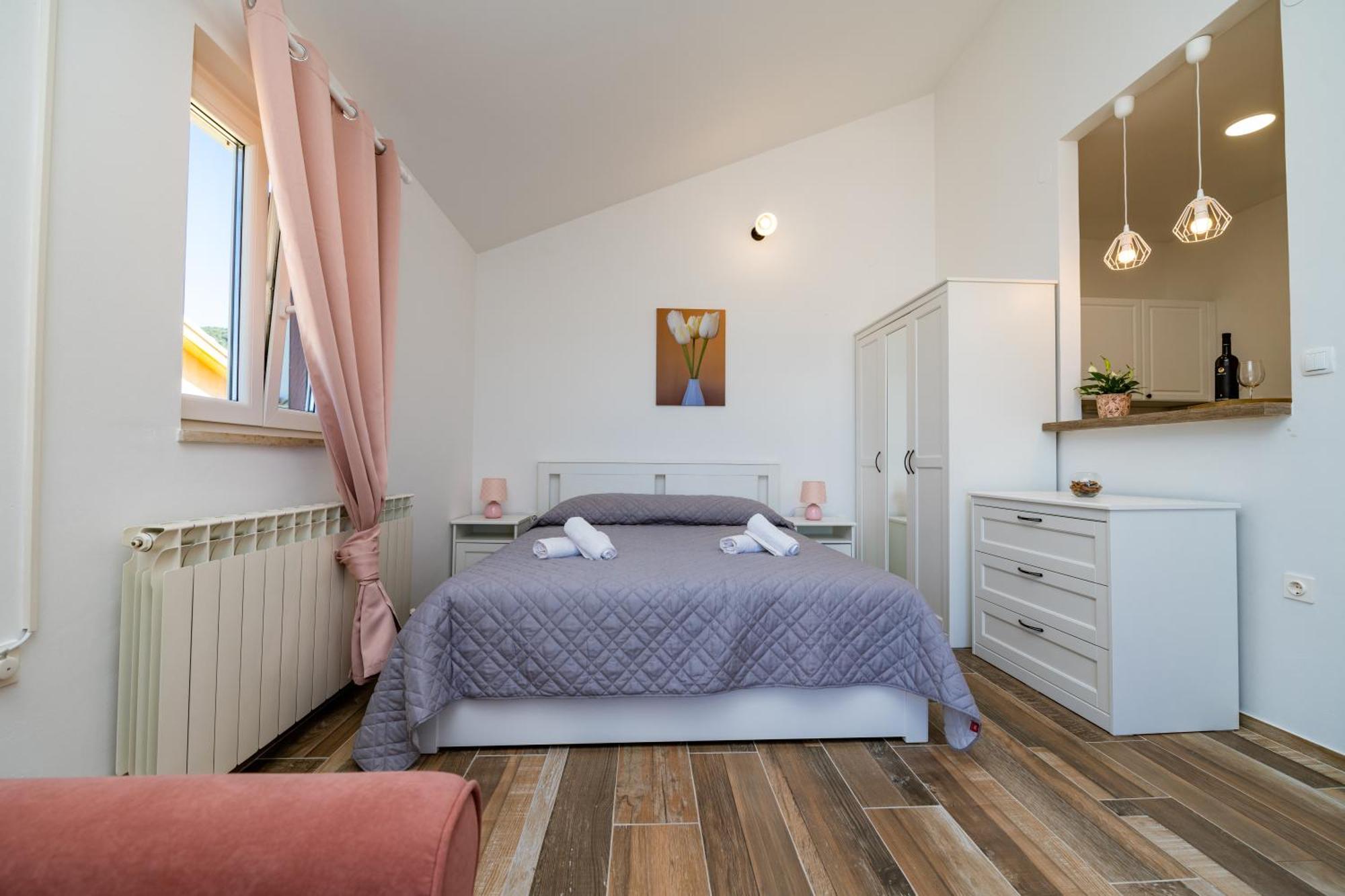 Sobe I Apartman Mareta Miholascica Экстерьер фото