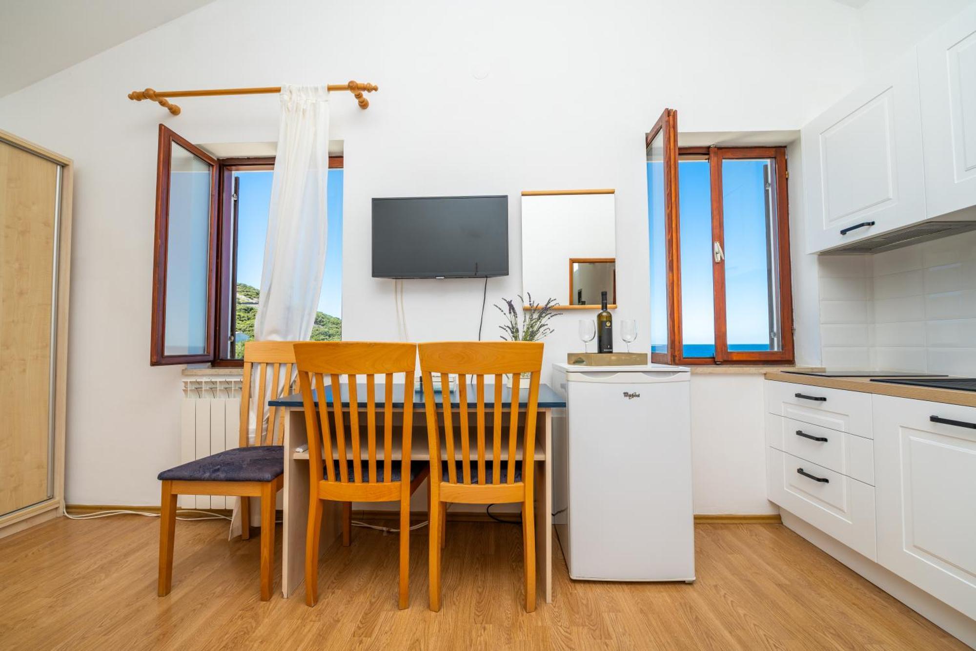 Sobe I Apartman Mareta Miholascica Экстерьер фото