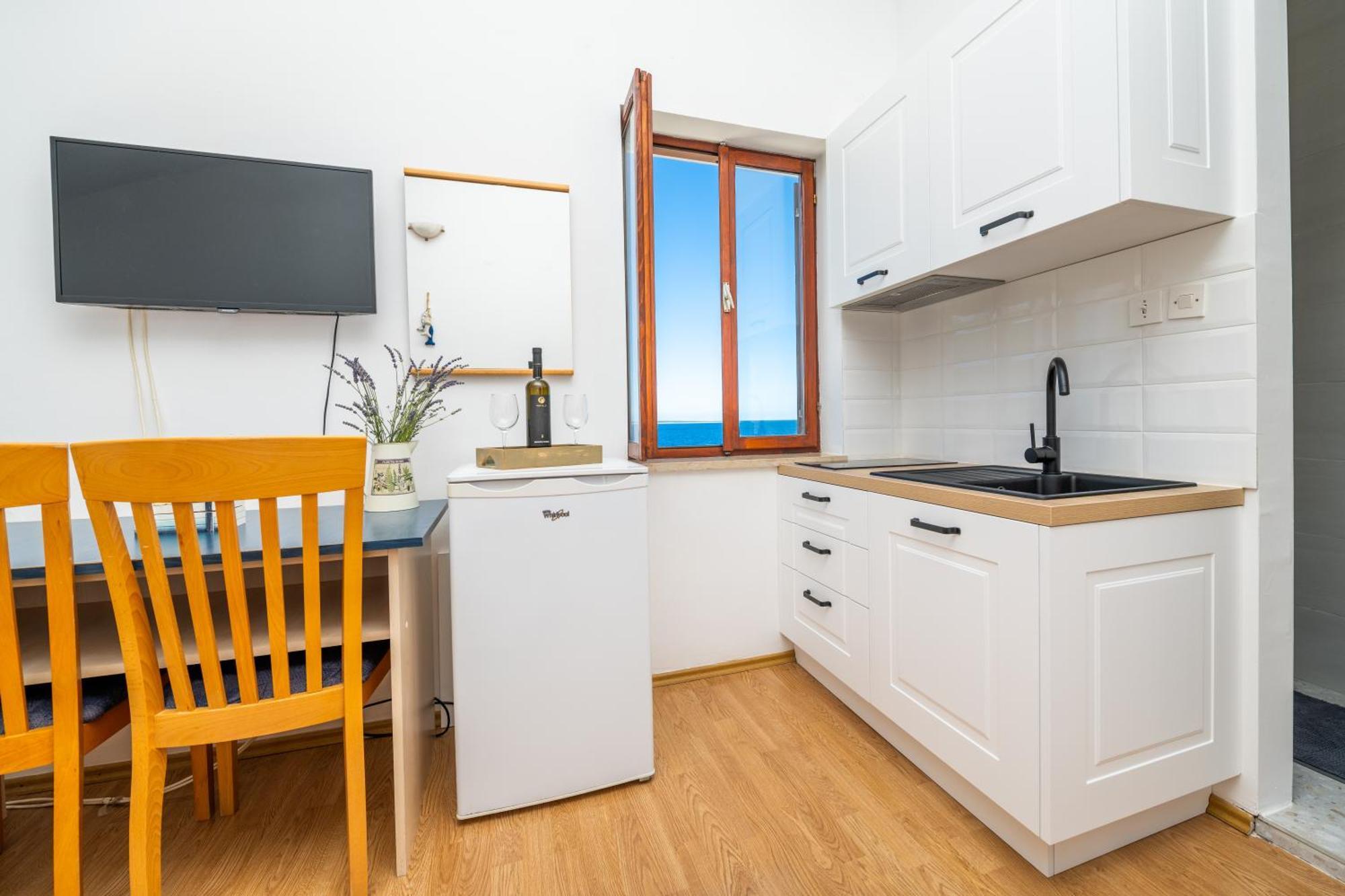 Sobe I Apartman Mareta Miholascica Экстерьер фото