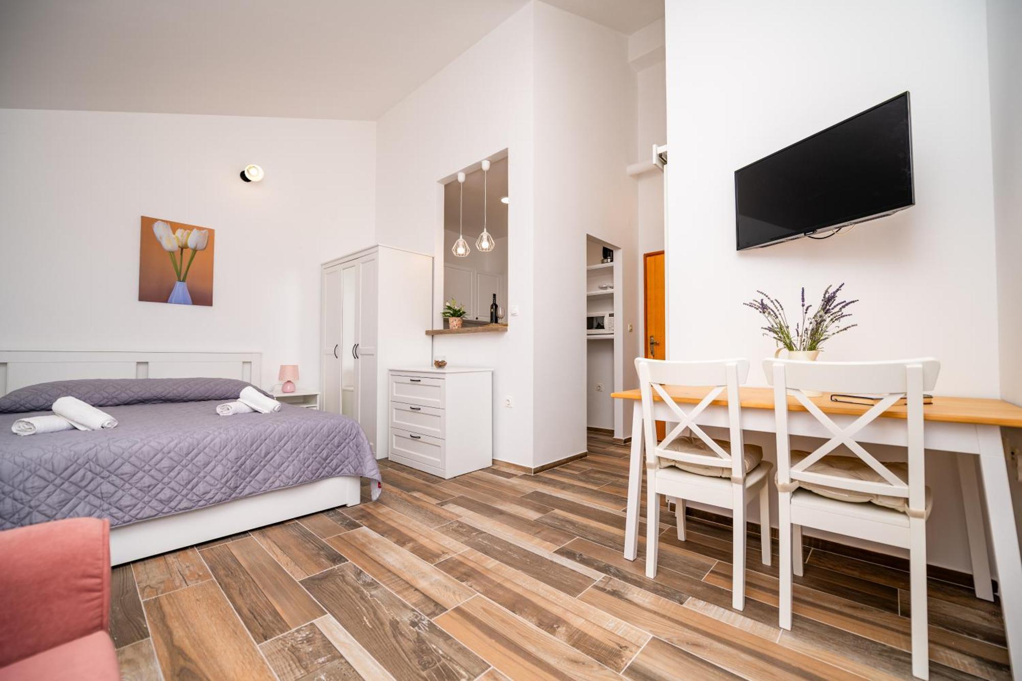 Sobe I Apartman Mareta Miholascica Экстерьер фото