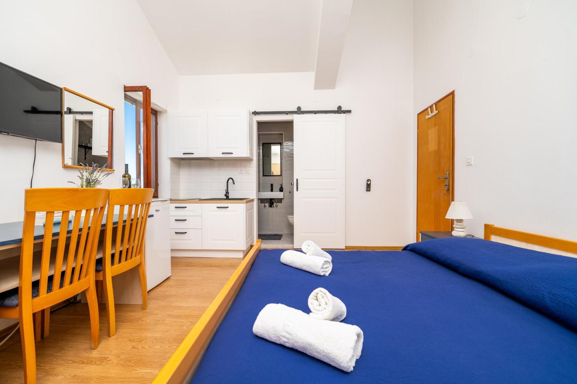 Sobe I Apartman Mareta Miholascica Экстерьер фото
